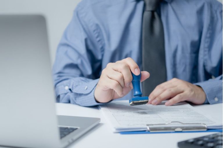 Thư xác nhận nhập học du học Anh có quan trọng không? Cập nhật mới nhất 2025