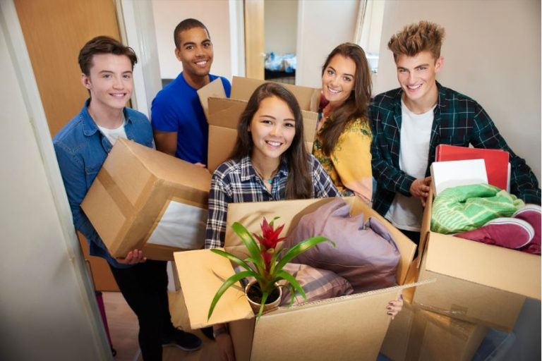 Bí kíp thuê nhà tại UK năm 2025 | Cập nhật mới nhất dành cho sinh viên quốc tế